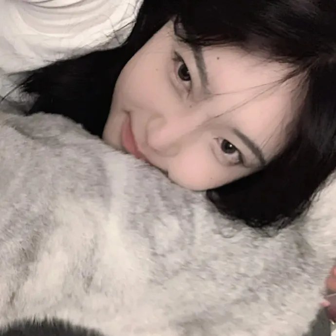 身体互换后清冷霸总他怀了我的崽